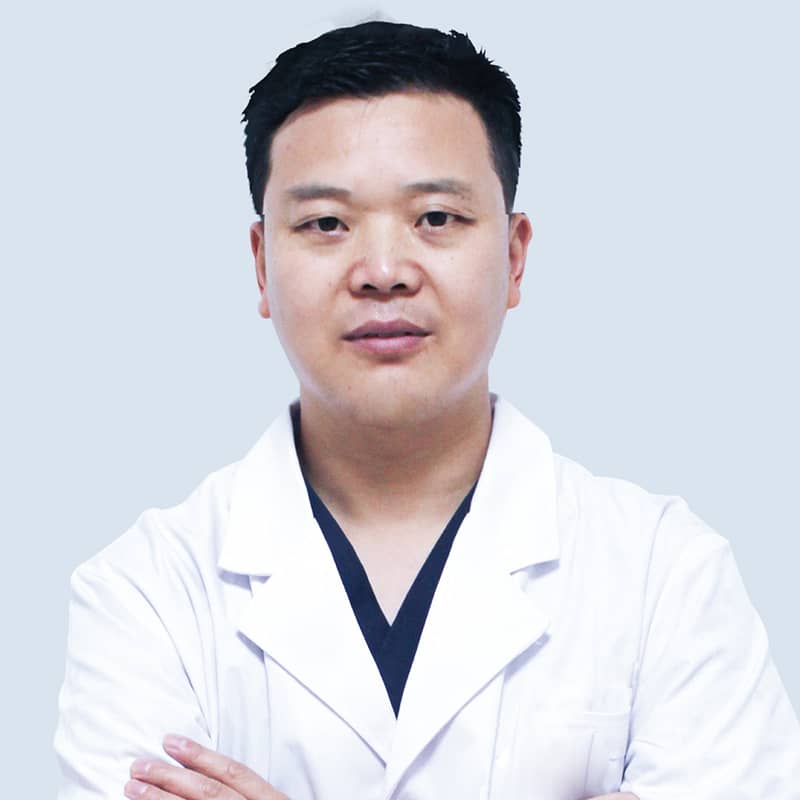 hair transplant doctor in China
